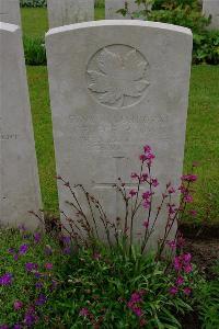 Etaples Military Cemetery - Brown, G H